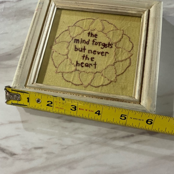 PRIMITIVES BY KATHY SMALL STITCHERY FRAMED ART - Picture 5 of 7